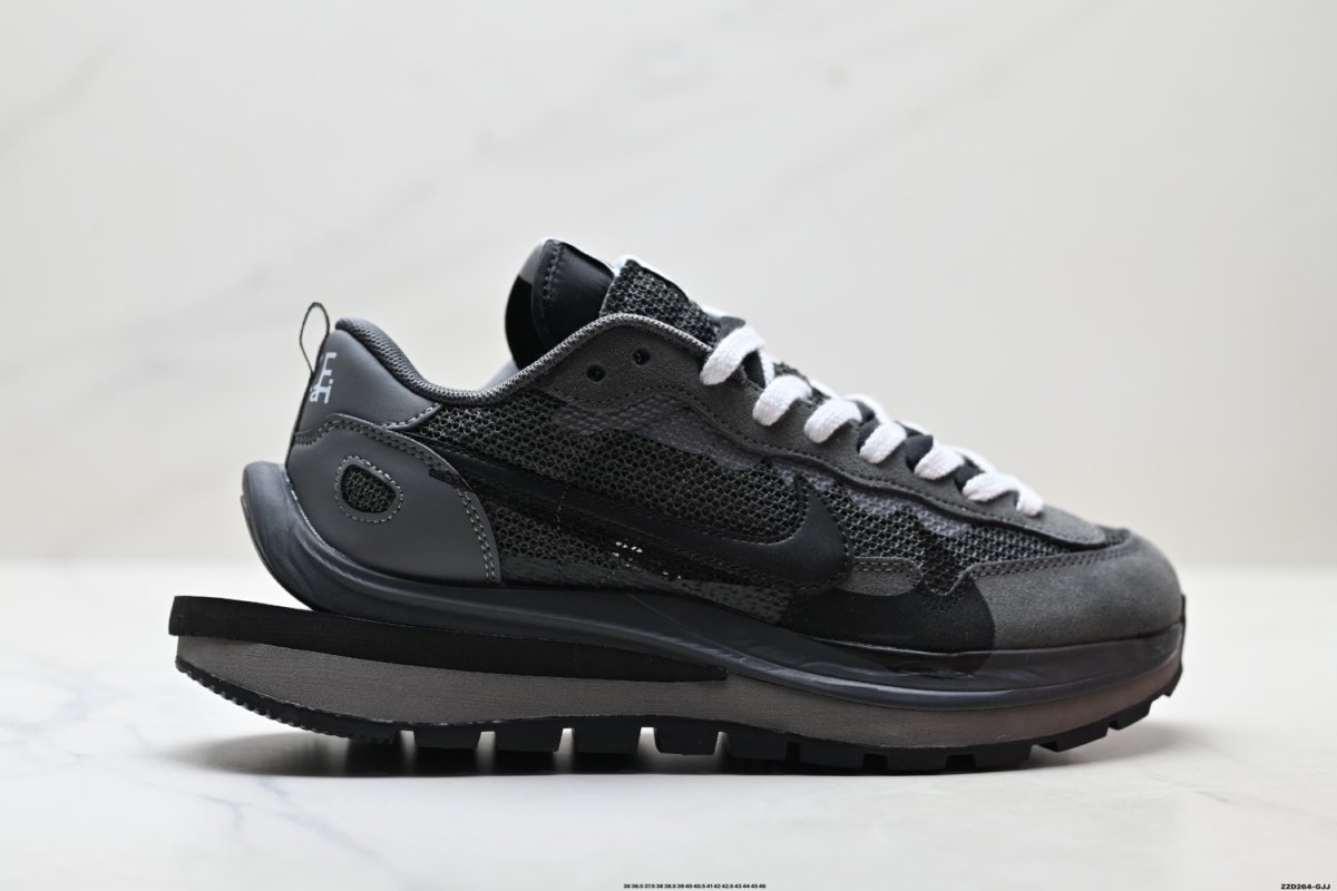 Кроссовки Nike Vaporwaffle Sacai
