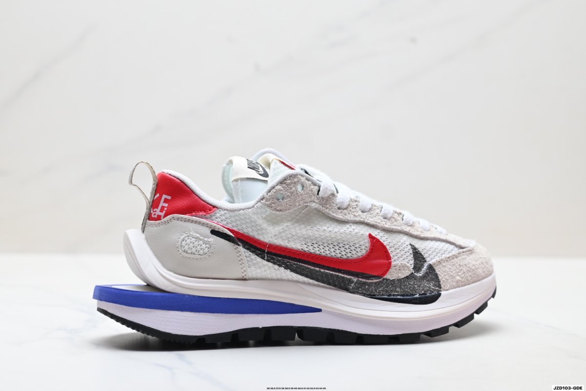 Кроссовки Nike Vaporwaffle Sacai