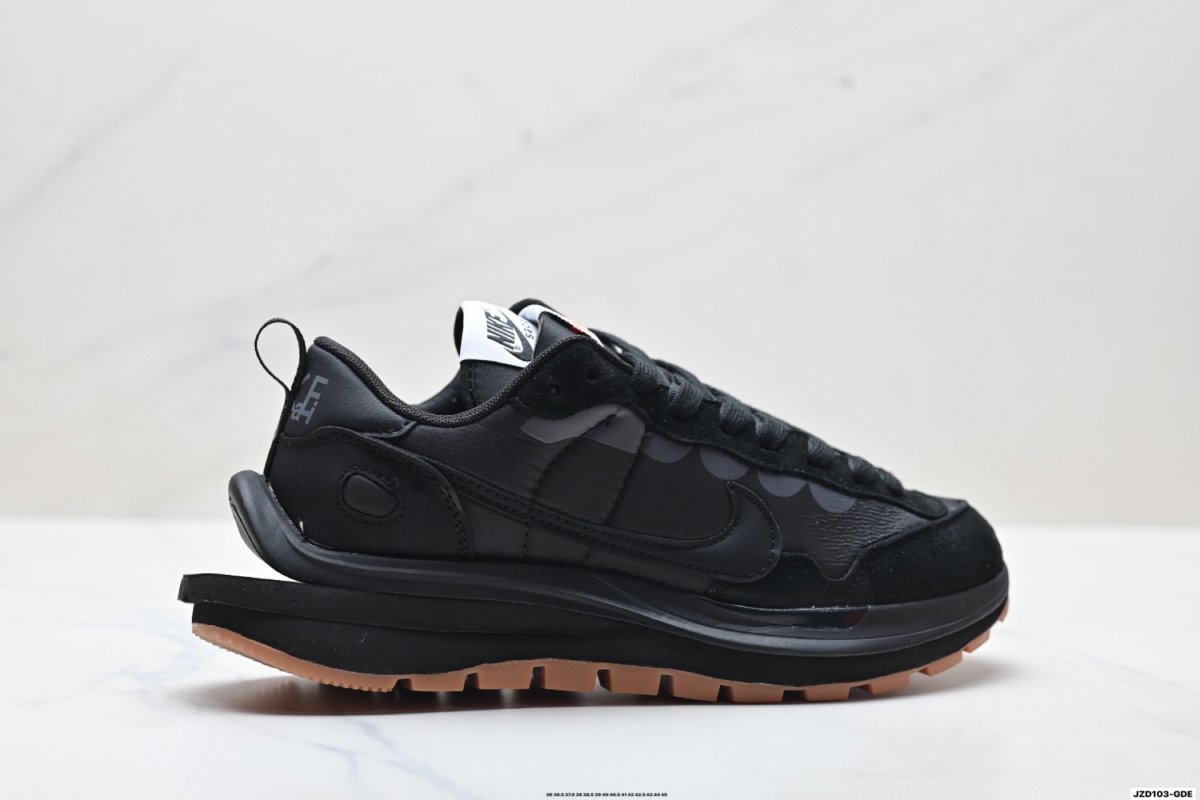 Кроссовки Nike Vaporwaffle Sacai