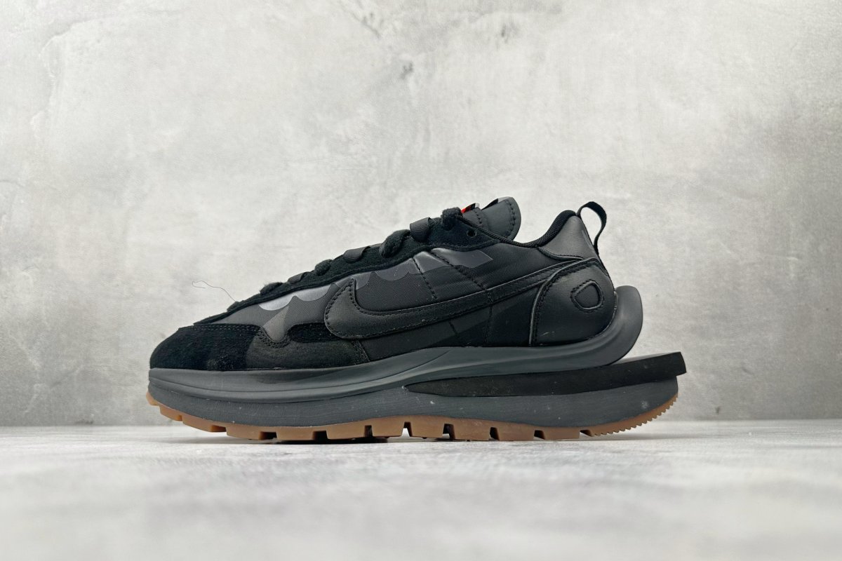 Кроссовки Nike Vaporwaffle Sacai