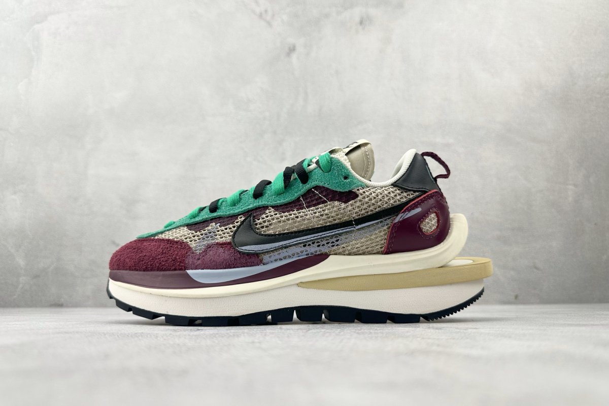 Кроссовки Nike Vaporwaffle Sacai