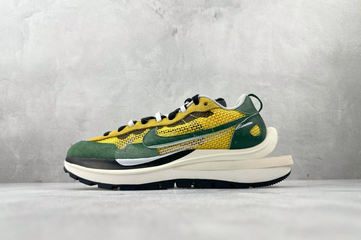 Кроссовки Nike Vaporwaffle Sacai