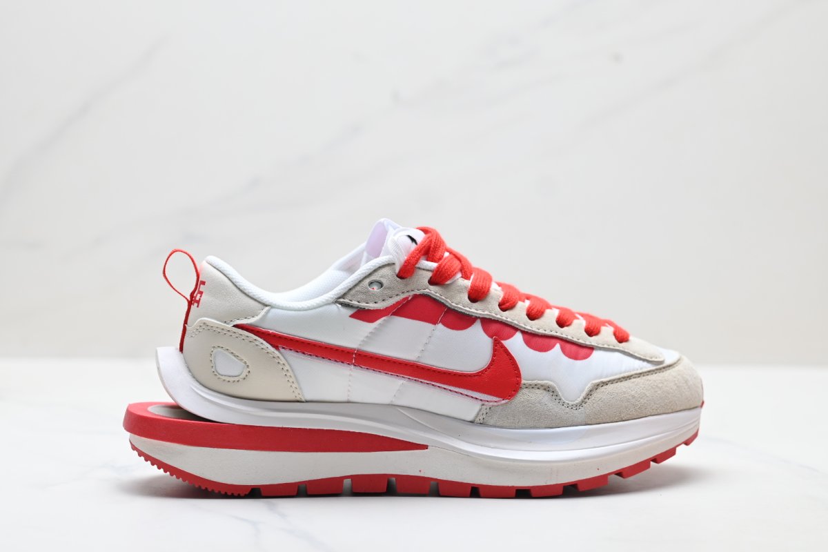 Кроссовки Nike Vaporwaffle Sacai