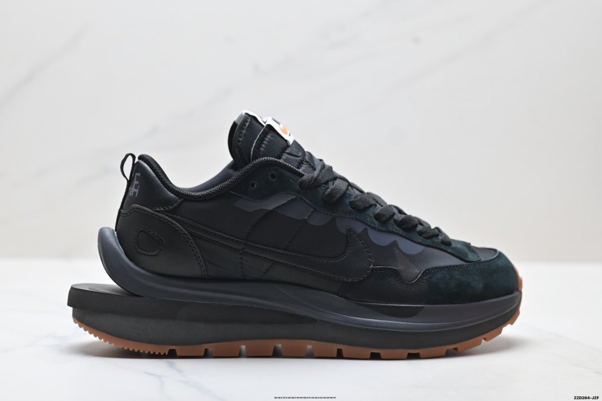 Кроссовки Nike Vaporwaffle Sacai