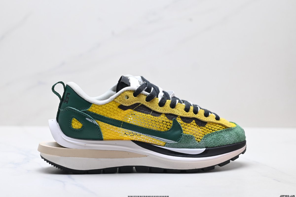Кроссовки Nike Vaporwaffle Sacai
