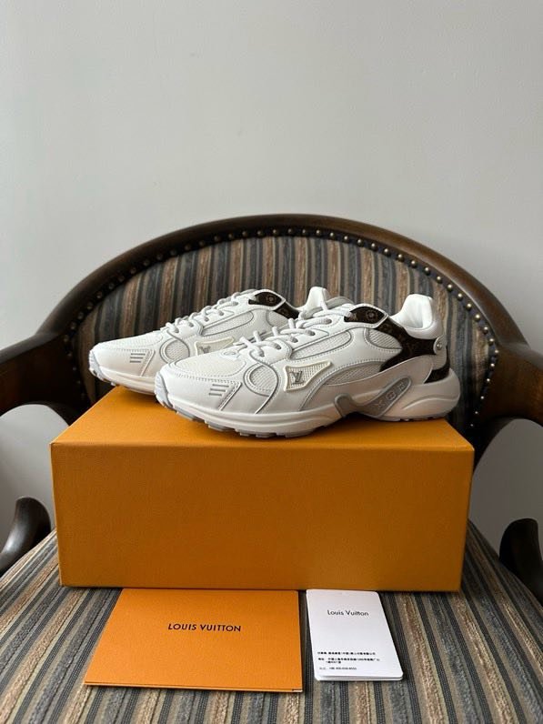 Кроссовки OLYMPIA женские фото 3