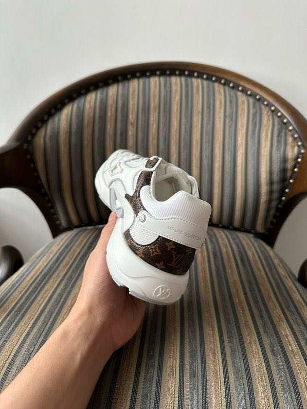 Кроссовки OLYMPIA женские фото 6