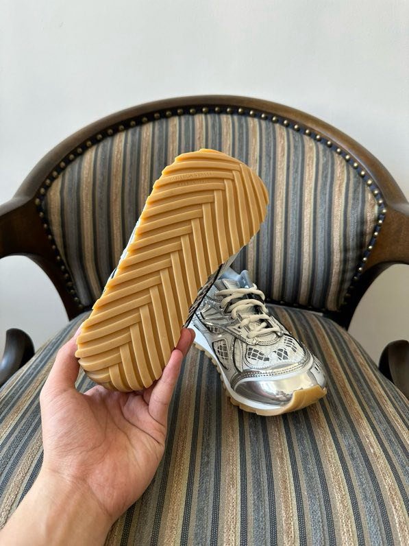 Sneakers Orbit Runner фото 4