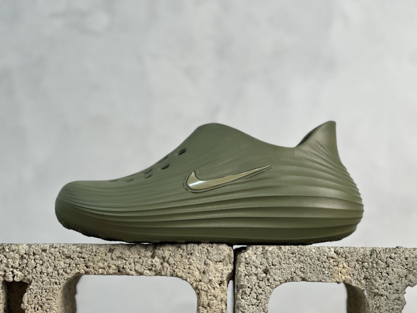 Кроссовки ReactX Rejunate HV5060-201