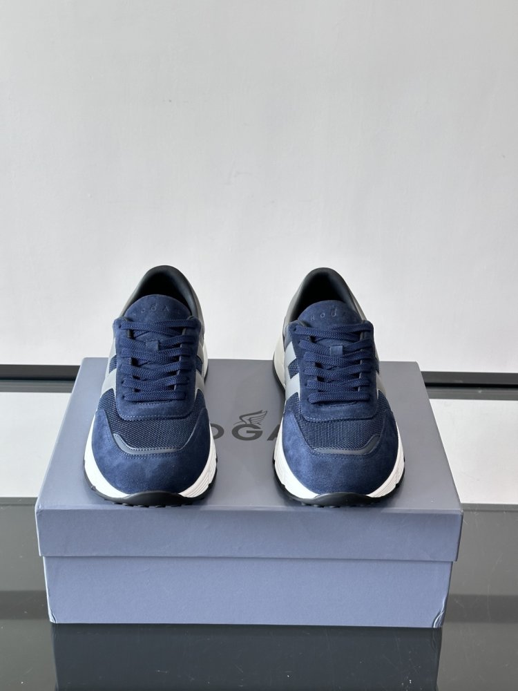 Sneakers series Cloud фото 2