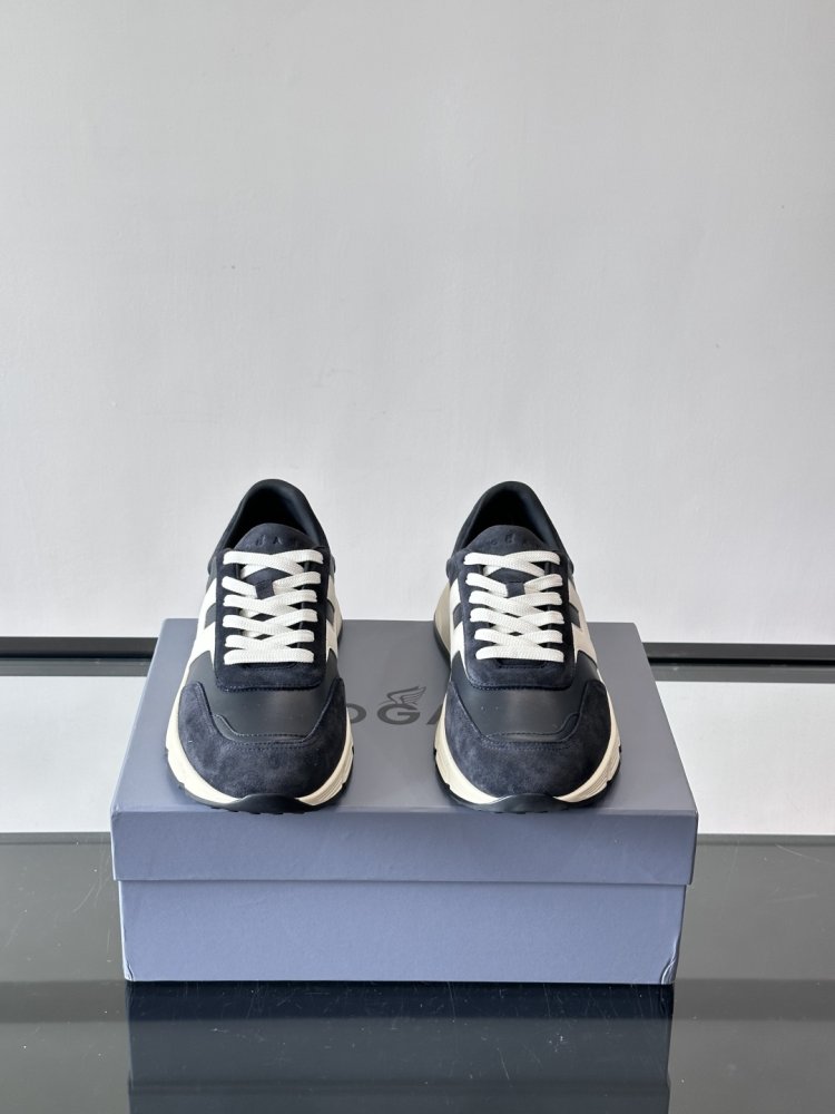 Sneakers series Cloud фото 2