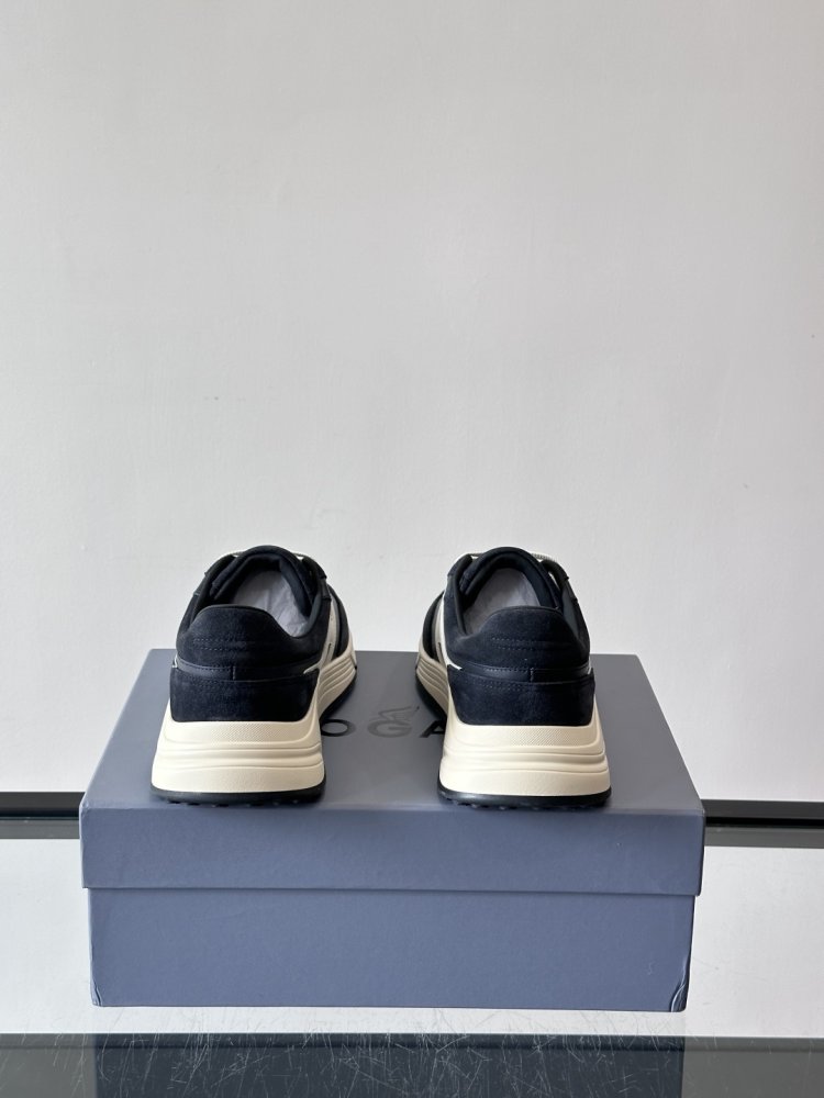 Sneakers series Cloud фото 8