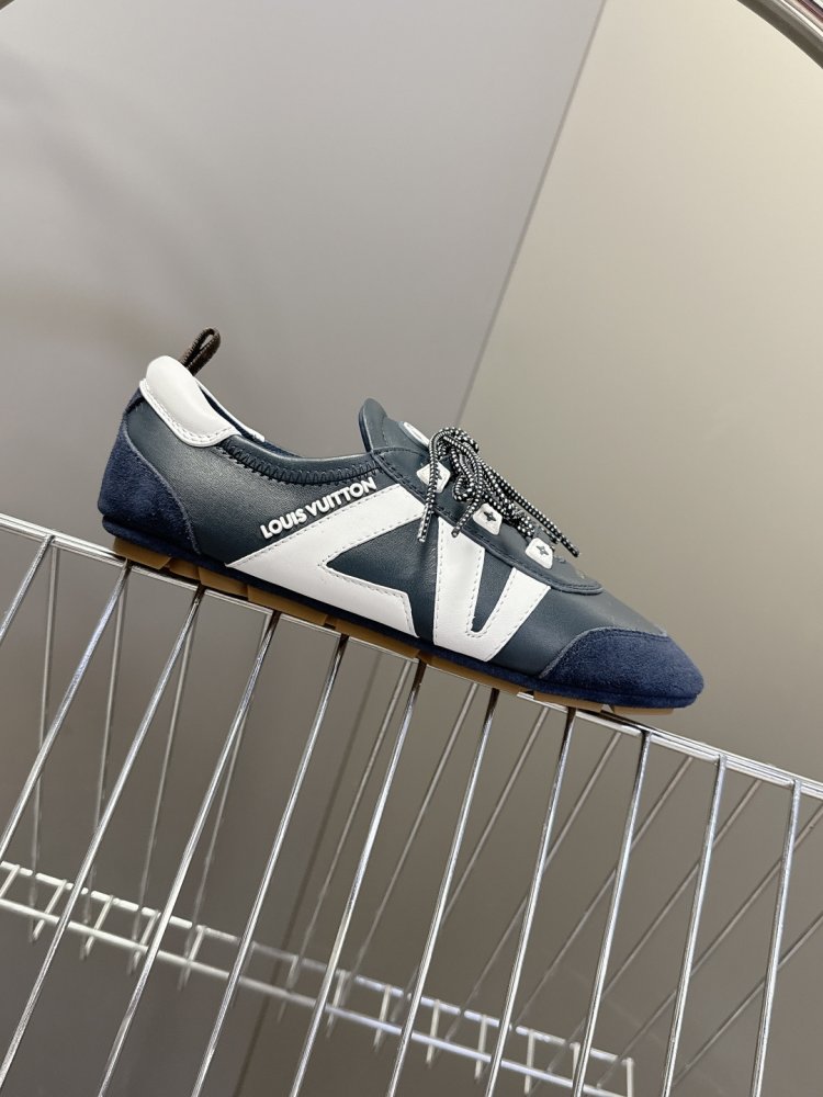 Кроссовки Sneakerina женские