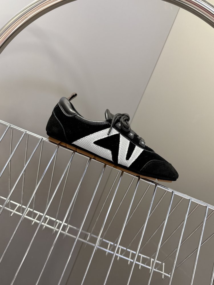 Кроссовки Sneakerina женские