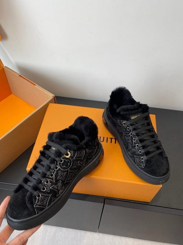 Sneakers Time Out on fur winter фото 9