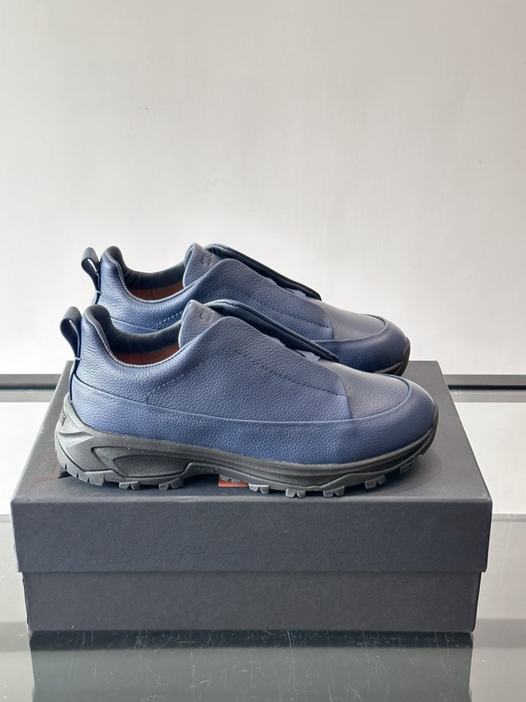 Кроссовки Triple Stitch Monte