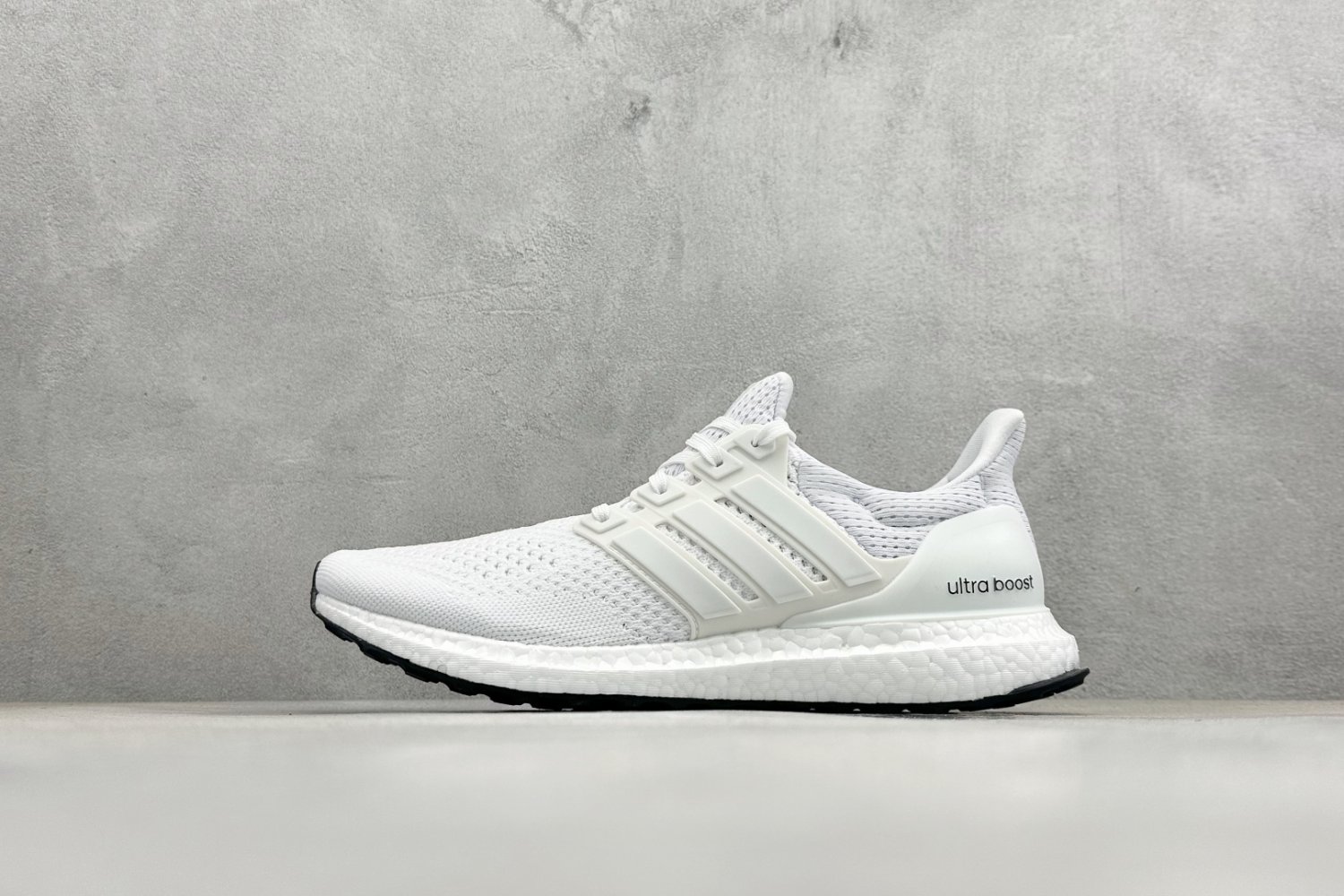 Кроссовки Ultraboost