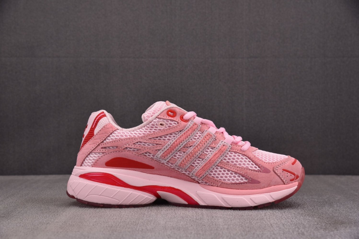 Кроссовки UNheardof x AD Adistar Cushion 3 фото 2