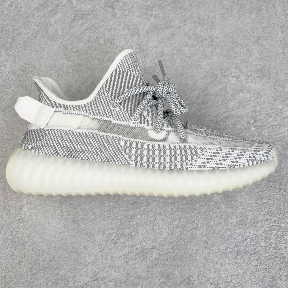 Кроссовки Yeezy Boost 350 V2