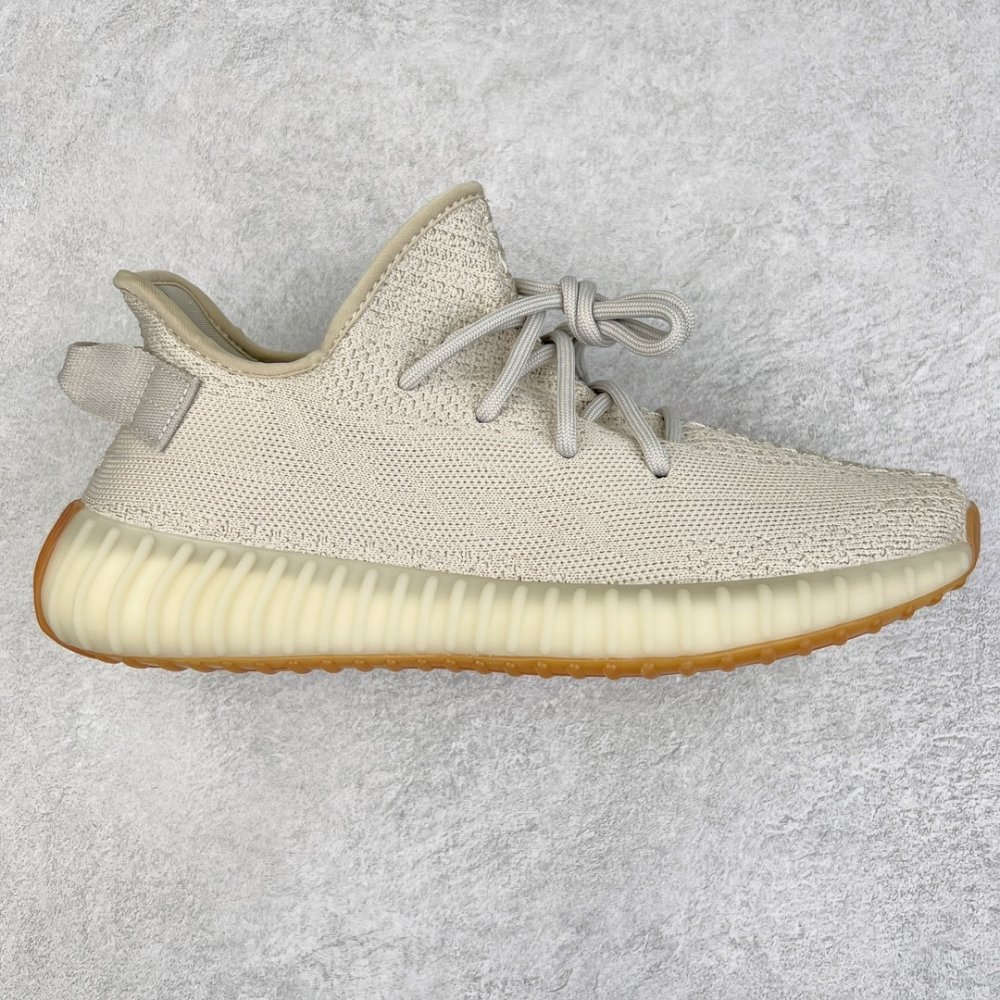 Кроссовки Yeezy Boost 350 V2
