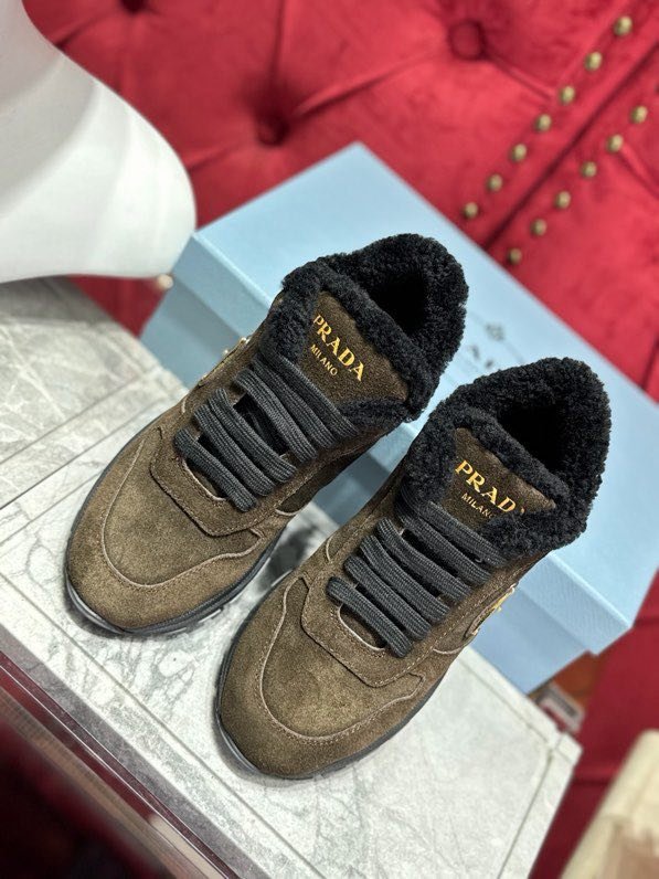 Кроссовки замшевые зимние фото 2