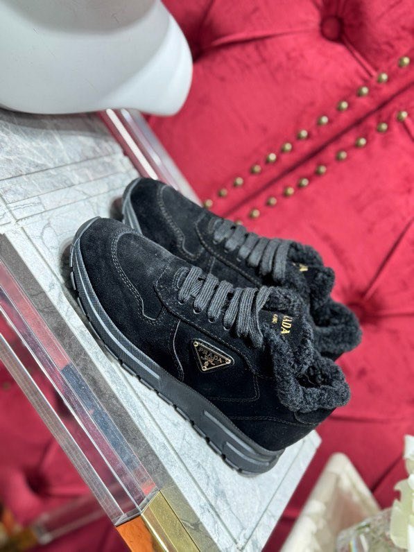 Кроссовки замшевые зимние фото 2