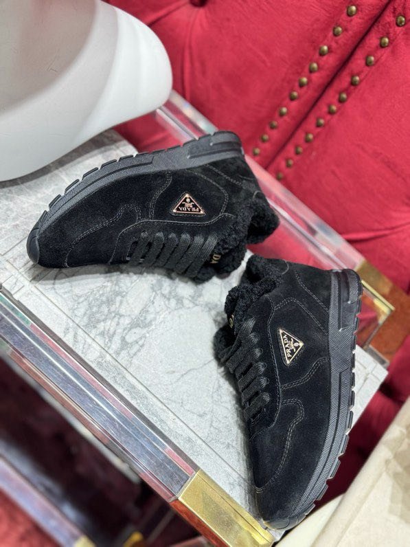 Кроссовки замшевые зимние фото 3