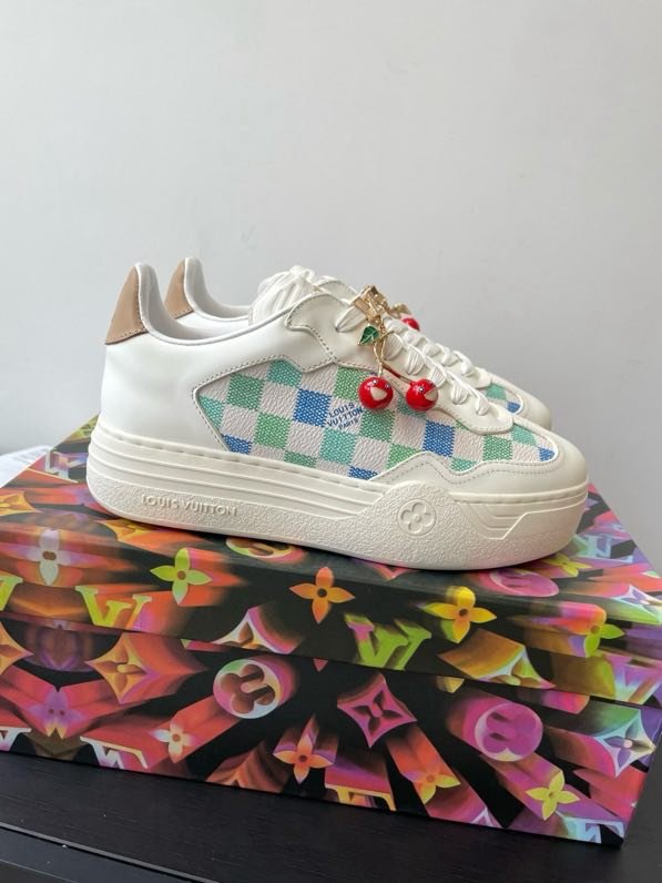Кроссовки женские LV GROOVY PLATFORM