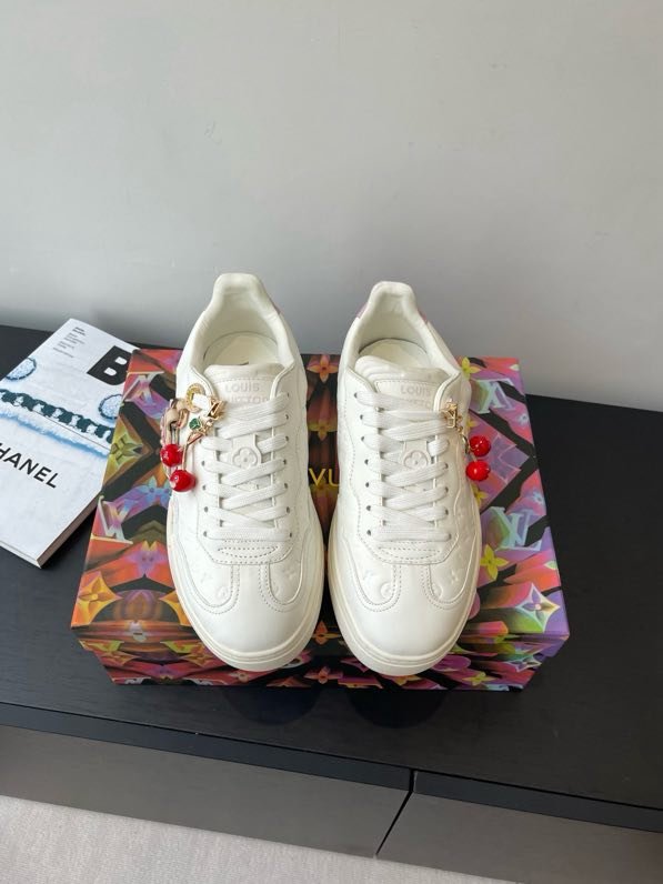 Кросівки жіночі LV GROOVY PLATFORM фото 2