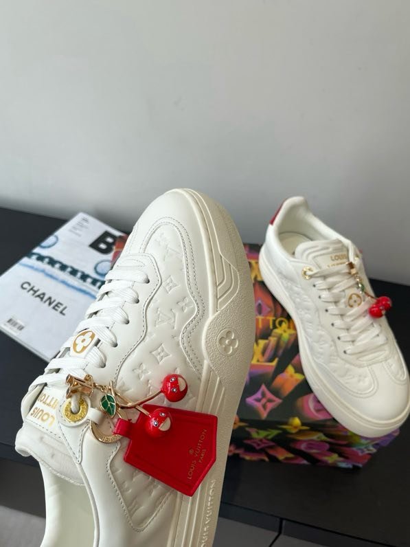 Кроссовки женские LV GROOVY PLATFORM фото 3