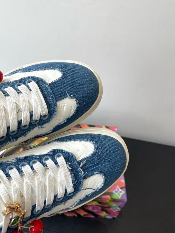 Кросівки жіночі LV GROOVY PLATFORM фото 4