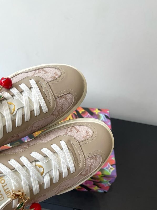 Кросівки жіночі LV GROOVY PLATFORM фото 5