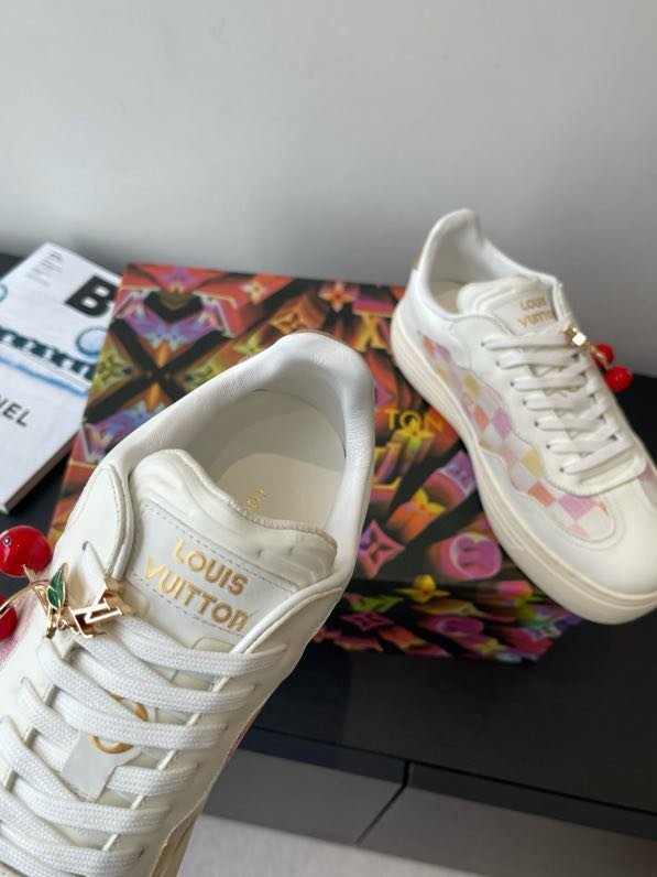 Кросівки жіночі LV GROOVY PLATFORM фото 5