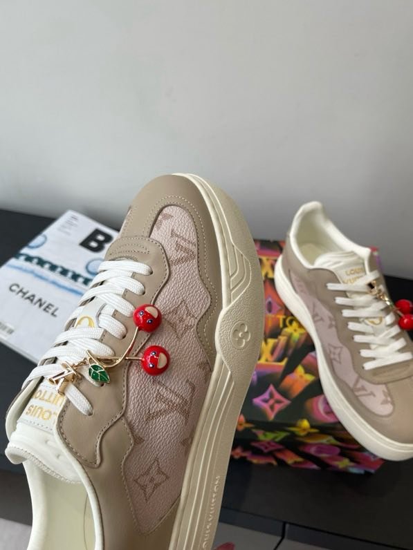 Кросівки жіночі LV GROOVY PLATFORM фото 6