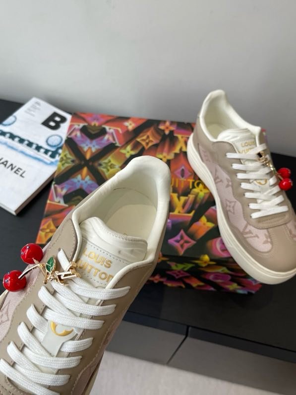 Кросівки жіночі LV GROOVY PLATFORM фото 7