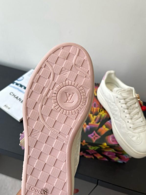 Кросівки жіночі LV GROOVY PLATFORM фото 8