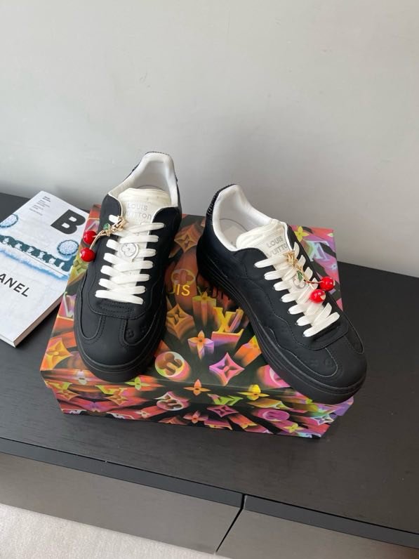 Кросівки жіночі LV GROOVY PLATFORM фото 8