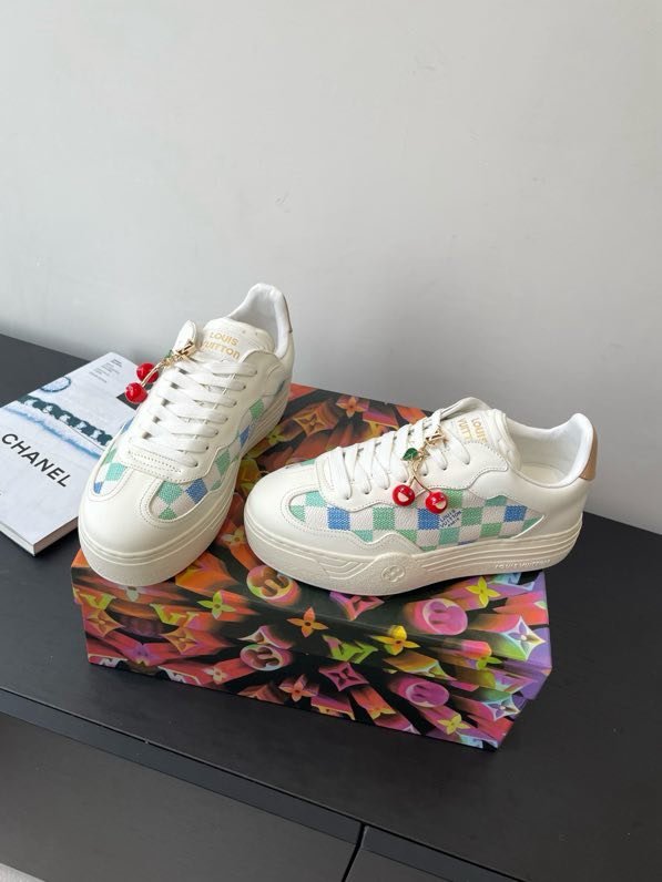 Кроссовки женские LV GROOVY PLATFORM фото 9