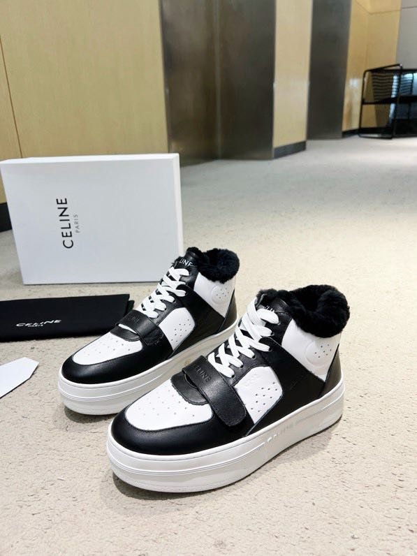 Кроссовки женские на меху