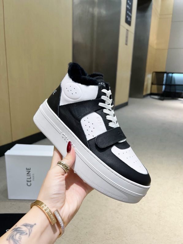 Кроссовки женские на меху фото 2