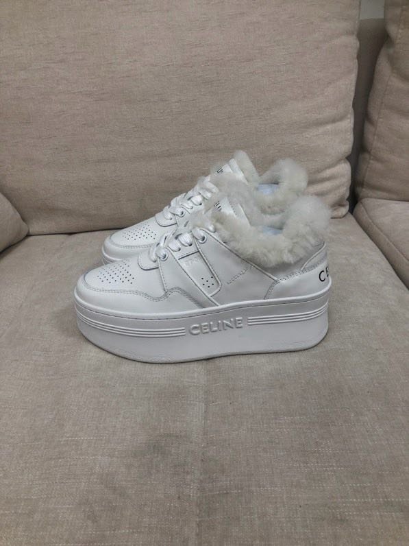 Кроссовки женские на меху фото 5