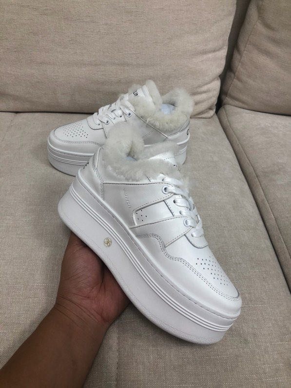 Кроссовки женские на меху фото 7