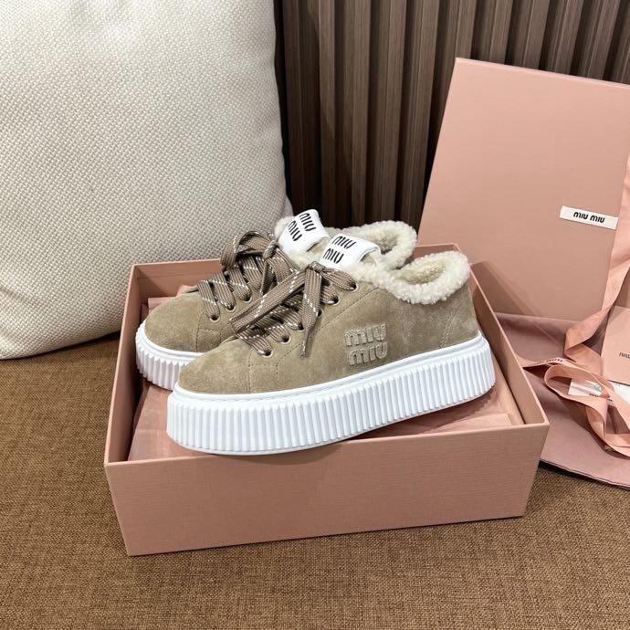 Кросівки жіночі на хутрі фото 8