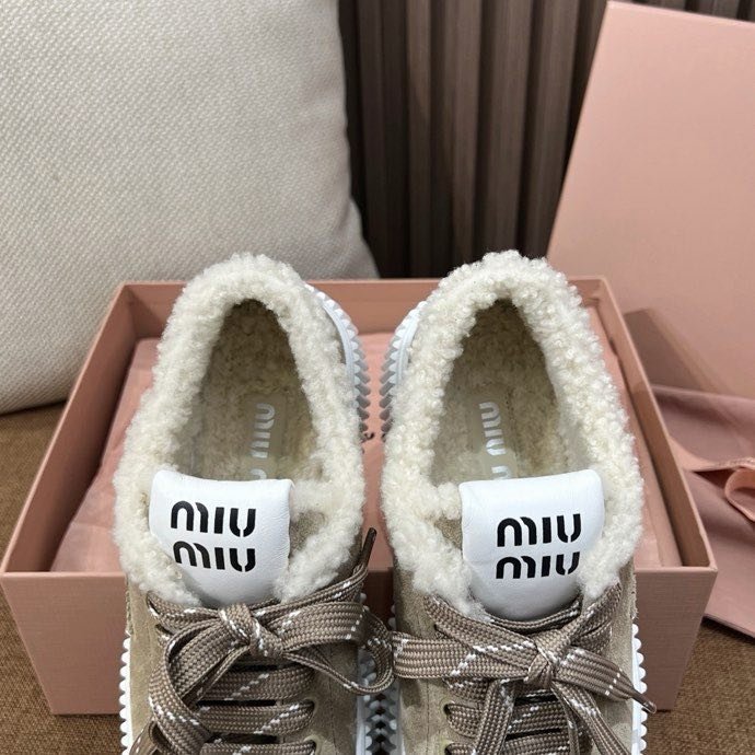 Кросівки жіночі на хутрі фото 9