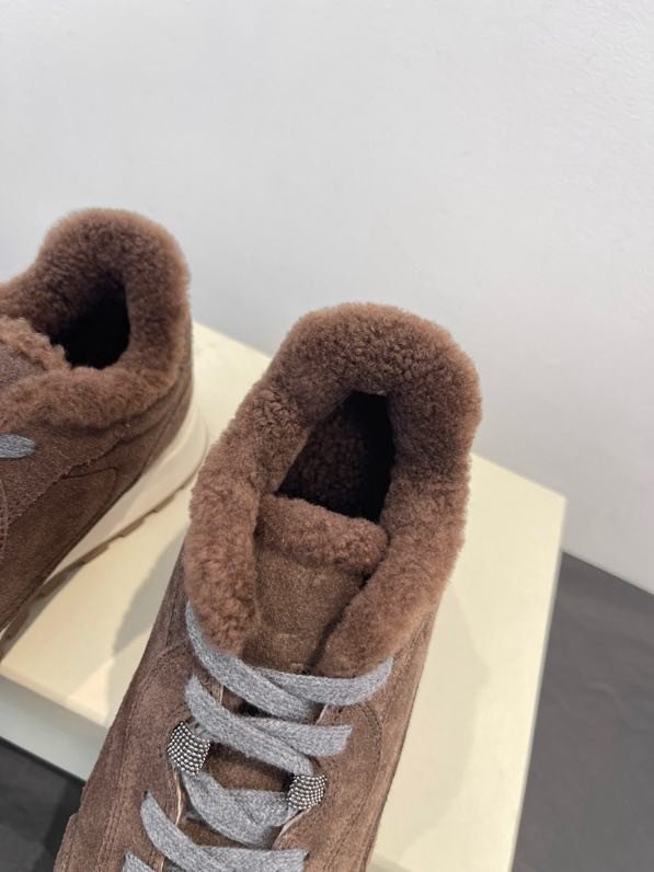 Кроссовки женские зимние на меху фото 2