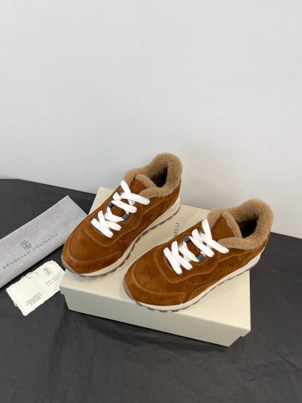 Кросівки жіночі зимові на хутрі фото 3