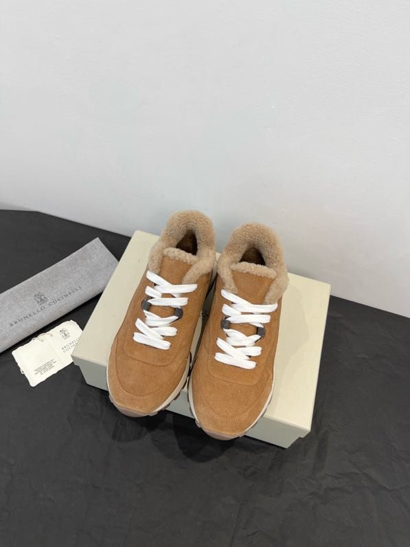 Кросівки жіночі зимові на хутрі фото 3