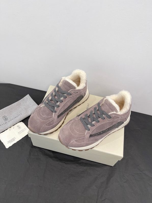 Кросівки жіночі зимові на хутрі фото 3