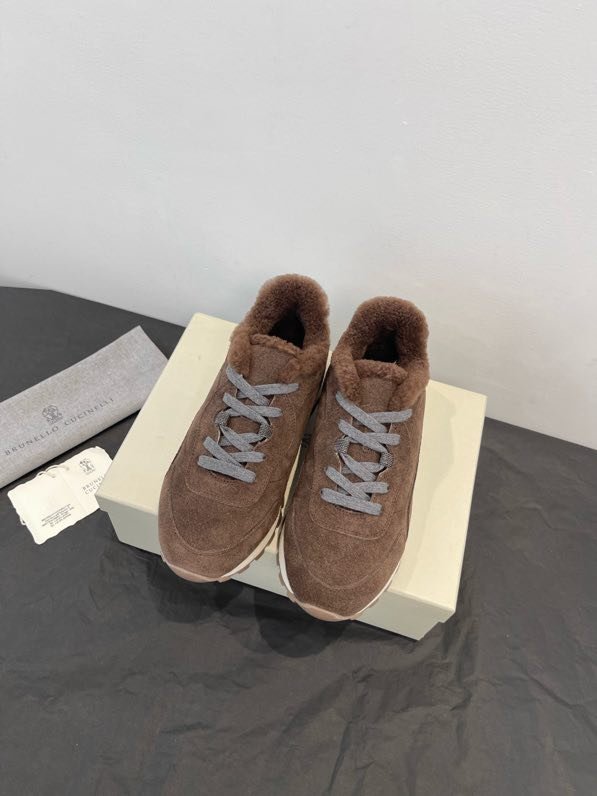 Кросівки жіночі зимові на хутрі фото 3