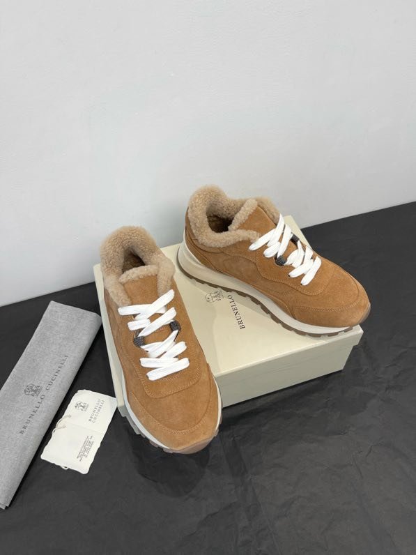 Кросівки жіночі зимові на хутрі фото 4